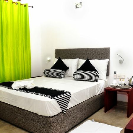 Aaranya Residence Kandy Luaran gambar