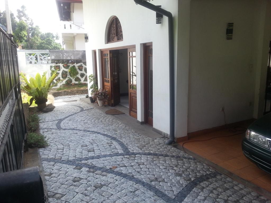 Aaranya Residence Kandy Luaran gambar